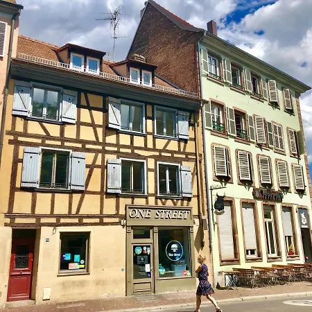Cosy & Quiet Flat In Historical Lively Center Of * Štrasburk